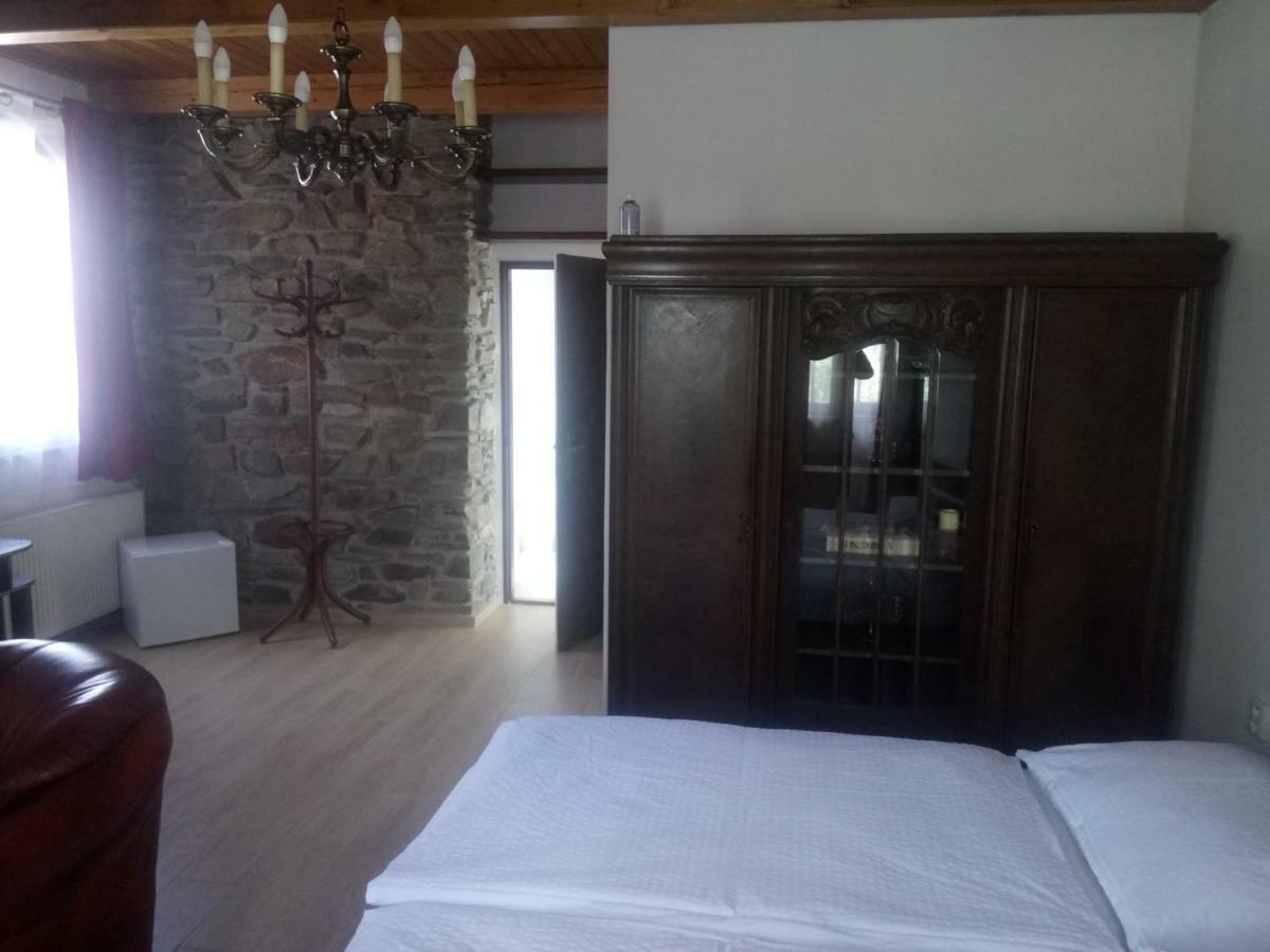 Pension Libra Velesin Exterior photo